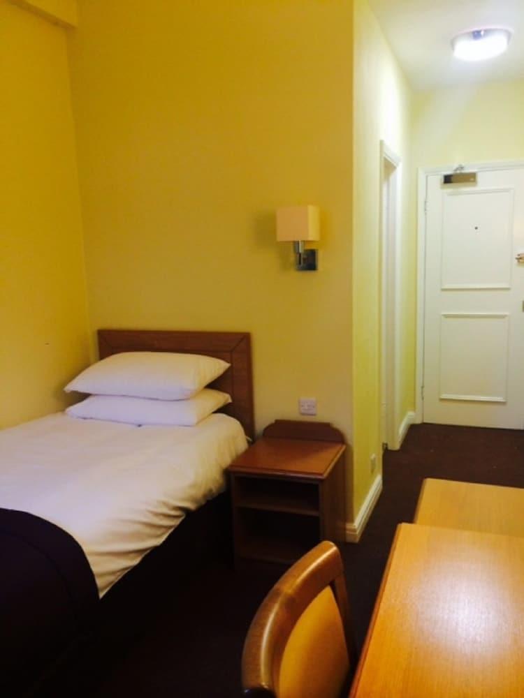 Dolphin Sa1 Hotell Swansea Exteriör bild
